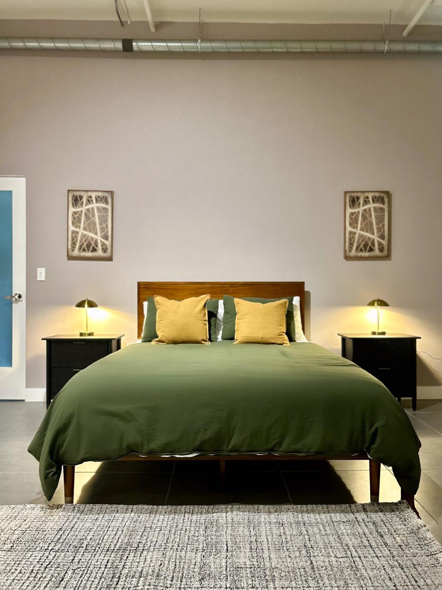 Luxury 2br In Dtla W Jacuzzi & Rooftop Views