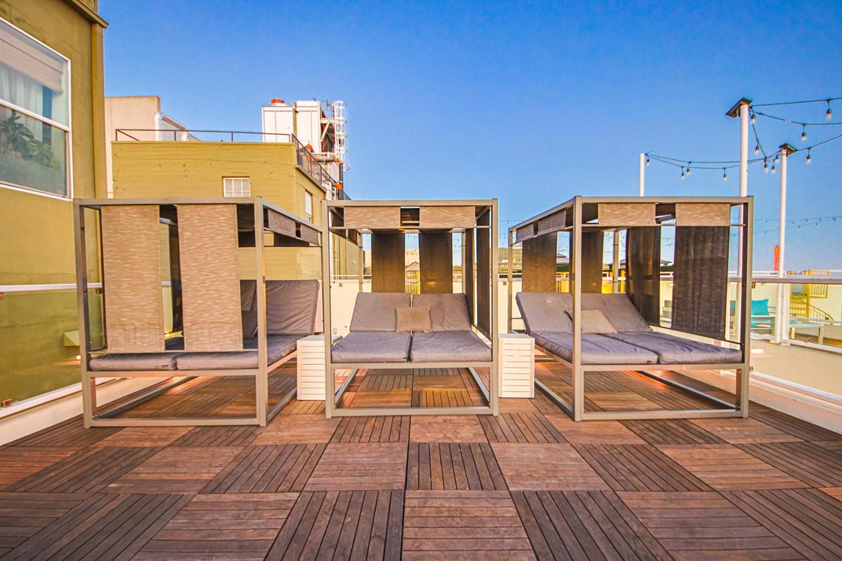 Apartment Luxury 2br In Dtla W Jacuzzi & Rooftop Views *