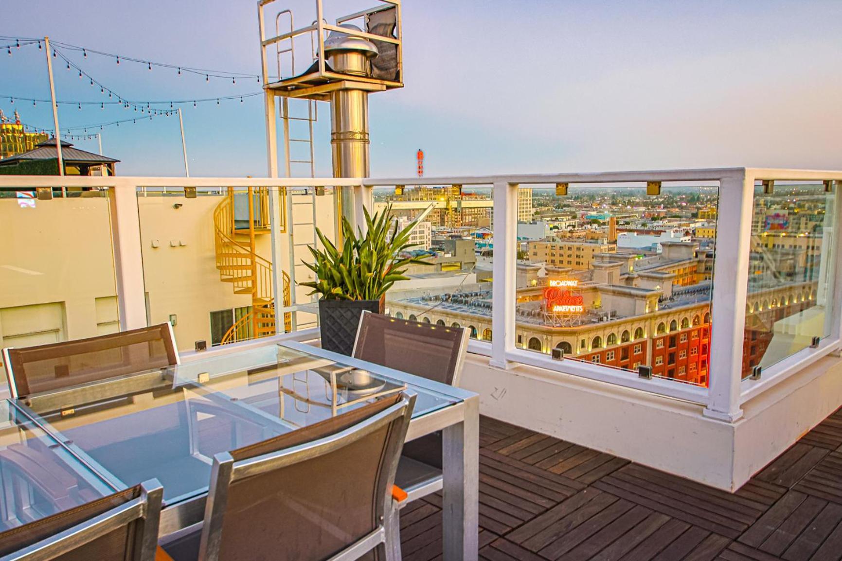 Apartment Luxury 2br In Dtla W Jacuzzi & Rooftop Views Los Angeles