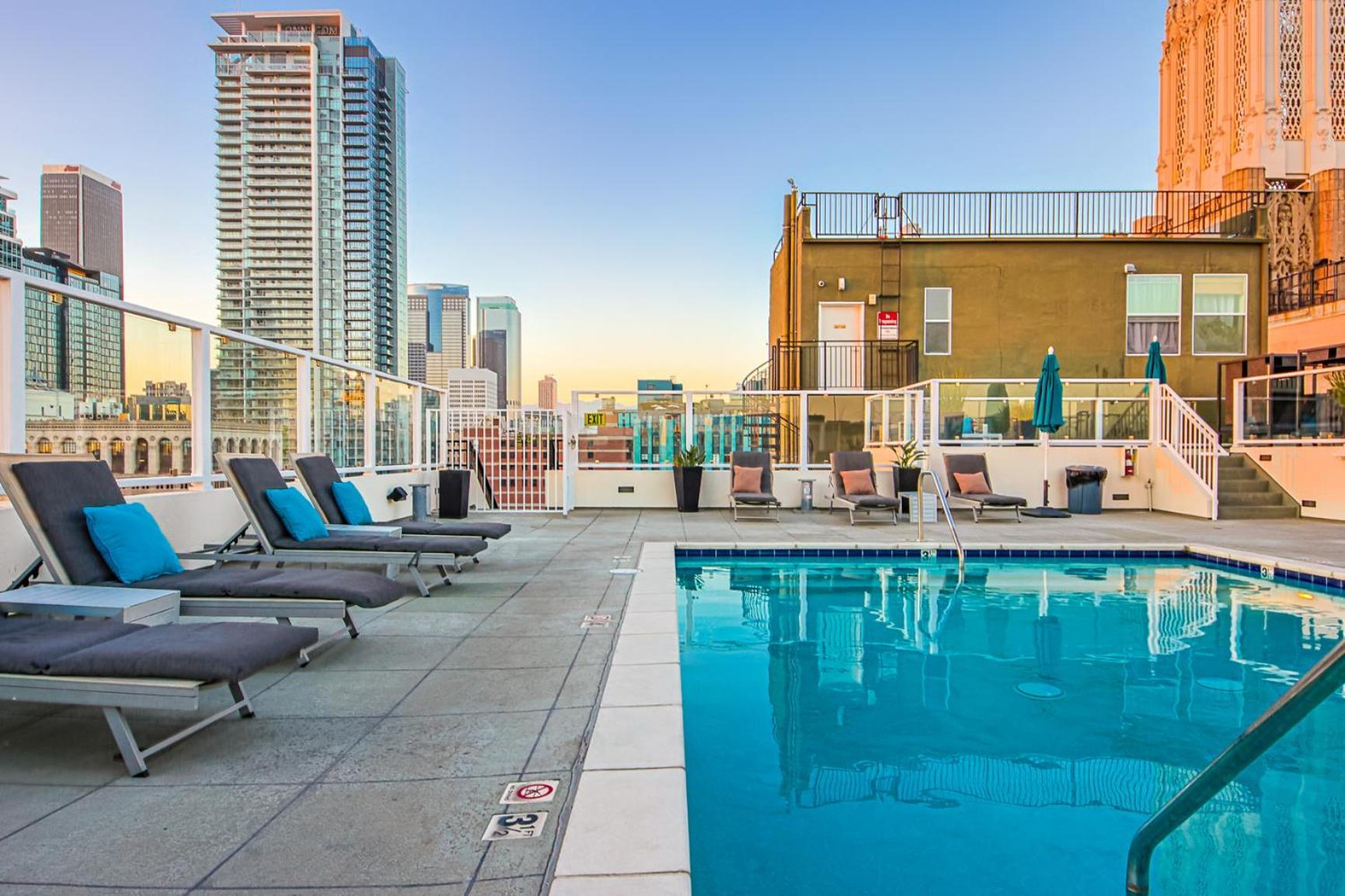 Luxury 2br In Dtla W Jacuzzi & Rooftop Views
